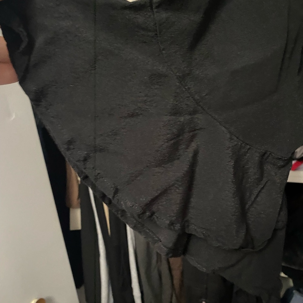 Romper - Picture 2 of 4